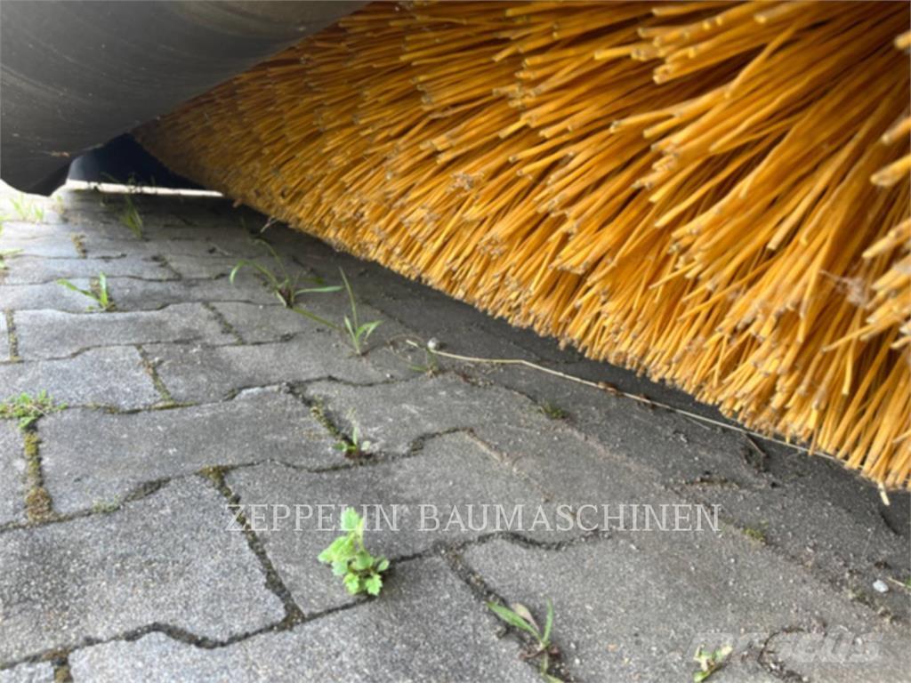 CAT KEHRMASCHINE BU118 Cepillos