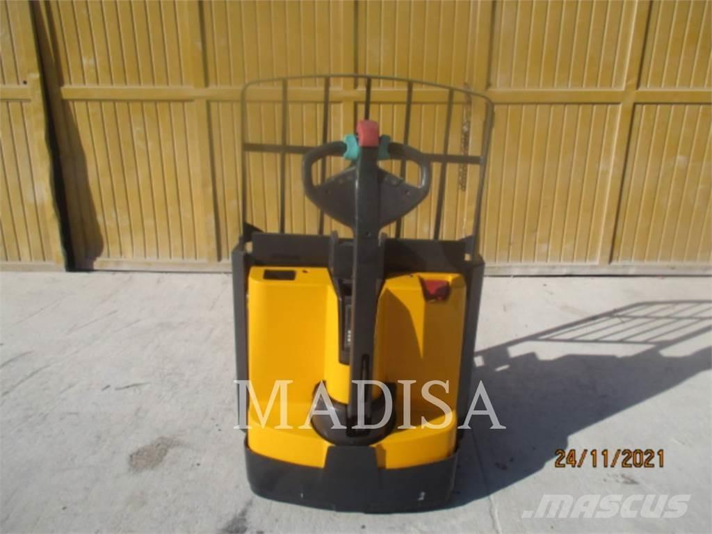 CAT LIFT TRUCKS EJE120E Montacargas - otros