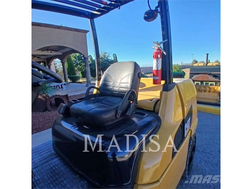 CAT LIFT TRUCKS PD11000 Camiones diesel