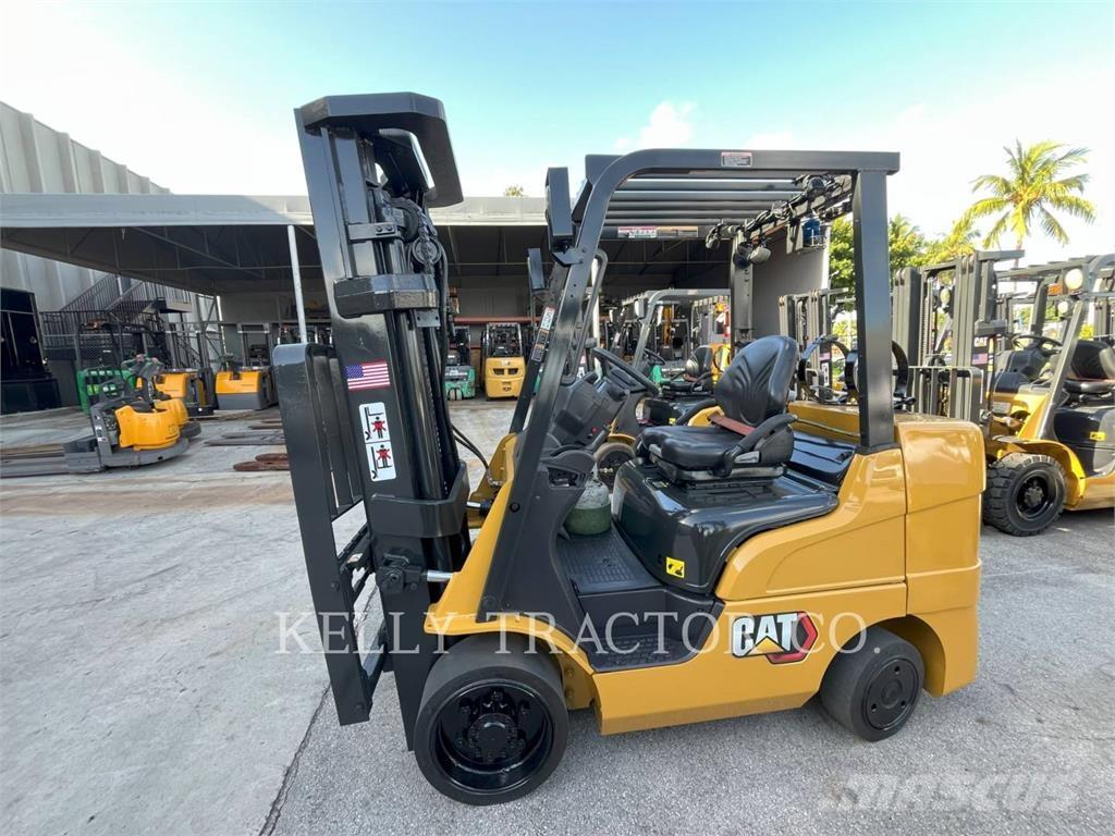 CAT MCF2C60004 Camiones LPG