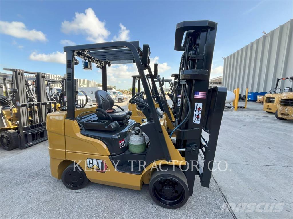 CAT MCF2C60004 Camiones LPG