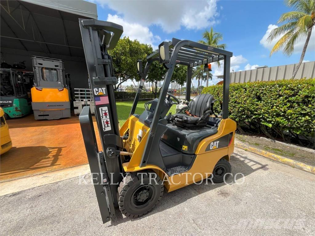 CAT MCFGP18N5 Camiones LPG