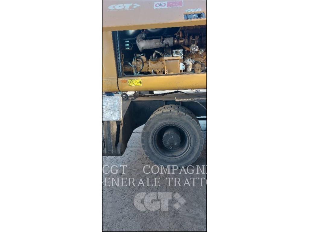 CAT MH 3024 Excavadoras de ruedas