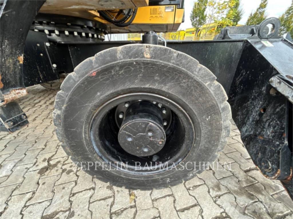 CAT MH3024-06C Excavadoras de demolición