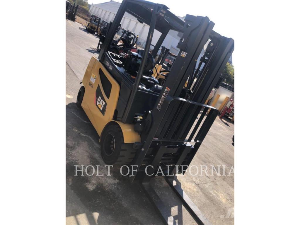 CAT MITSUBISHI 2EP6500 Carretillas de horquilla eléctrica