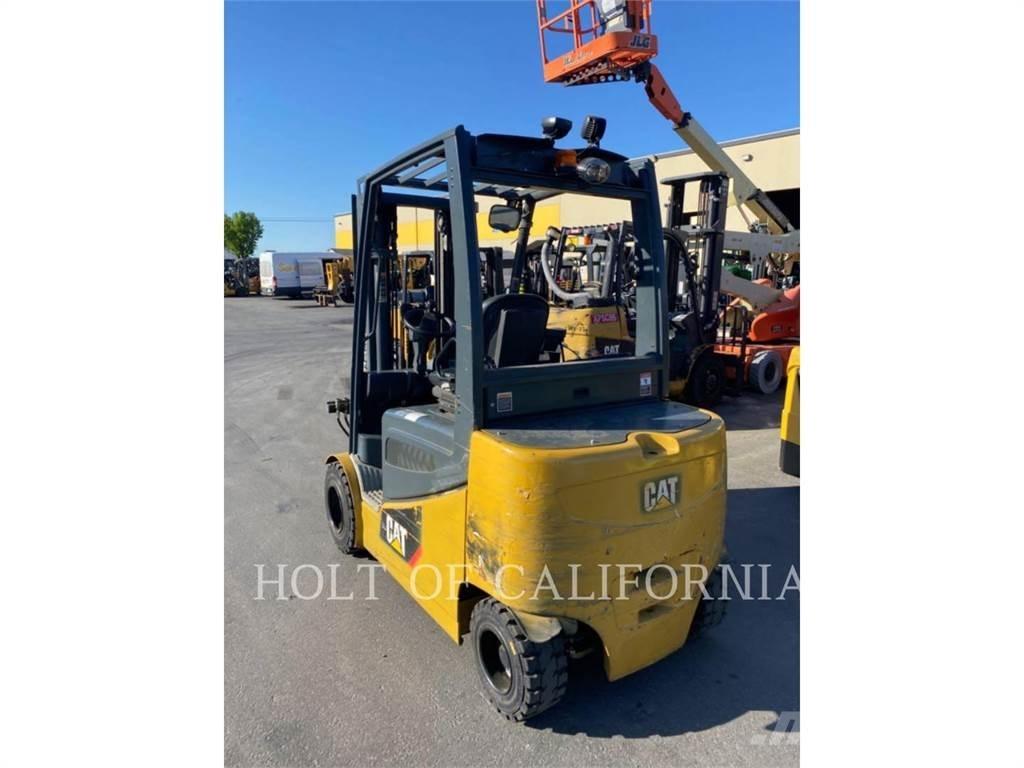 CAT MITSUBISHI 2EP6500 Carretillas de horquilla eléctrica