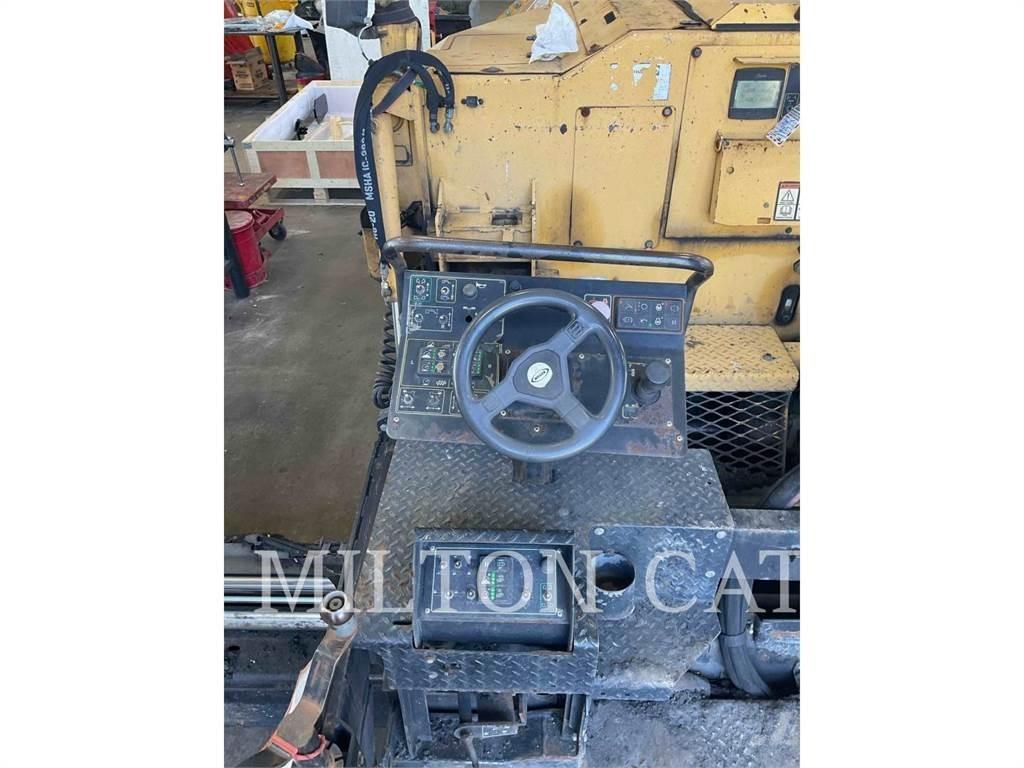 CAT P385B-2194 Asfaltadoras