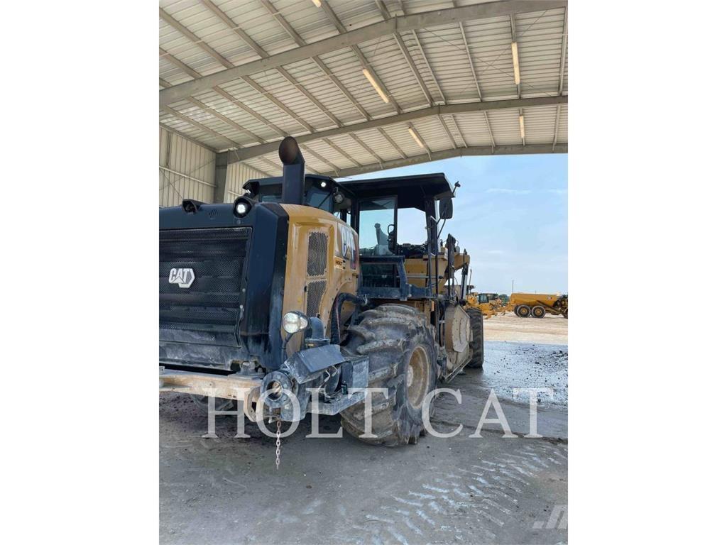 CAT RM400 CAB Recicladoras de asfalto