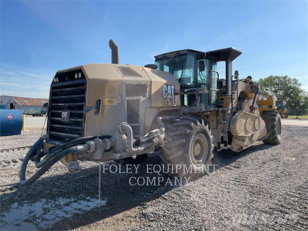 CAT RM500B Asfaltadoras