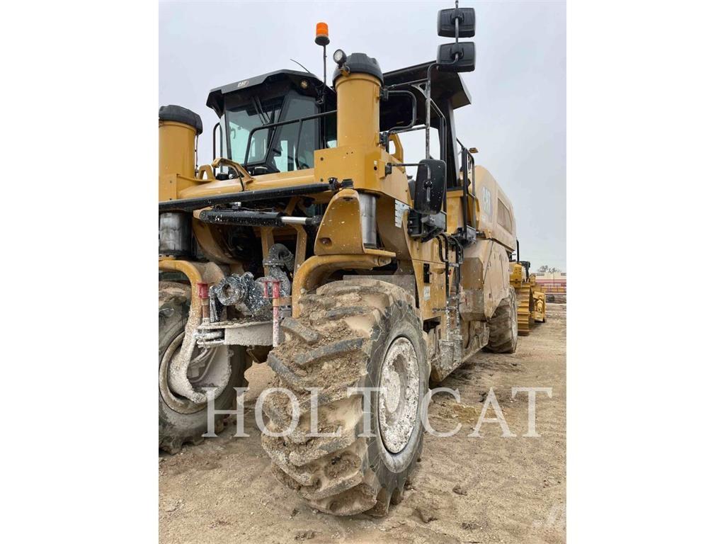 CAT RM600 CAB Recicladoras de asfalto
