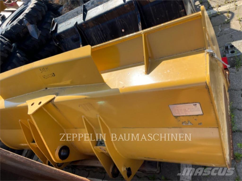 CAT SCHAUFEL CAT 918M Cucharones