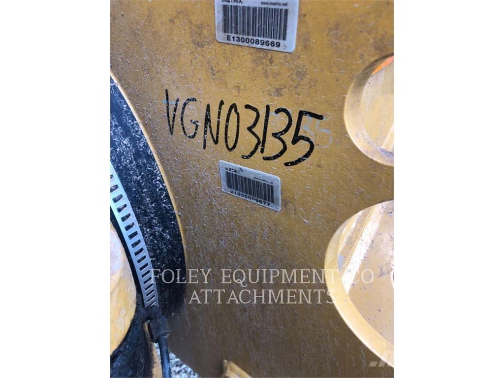 CAT TG735-04 Camiones articulados