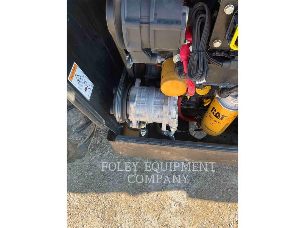 CAT TH255CC Carretillas telescópicas