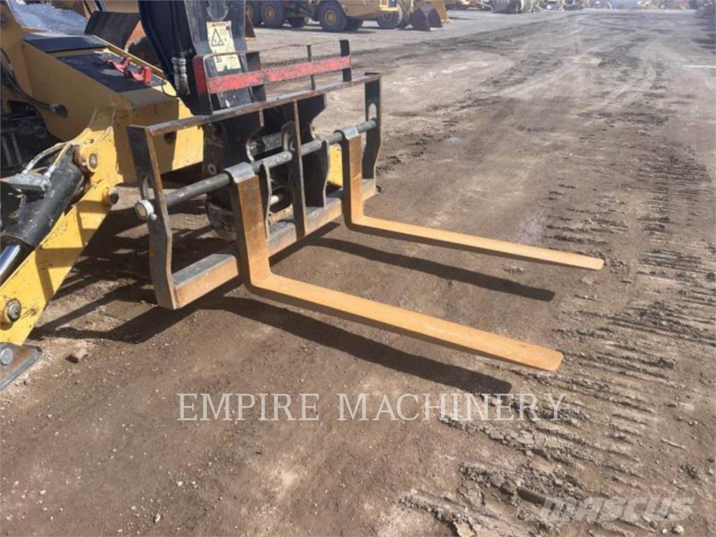 CAT TL1055D Carretillas telescópicas