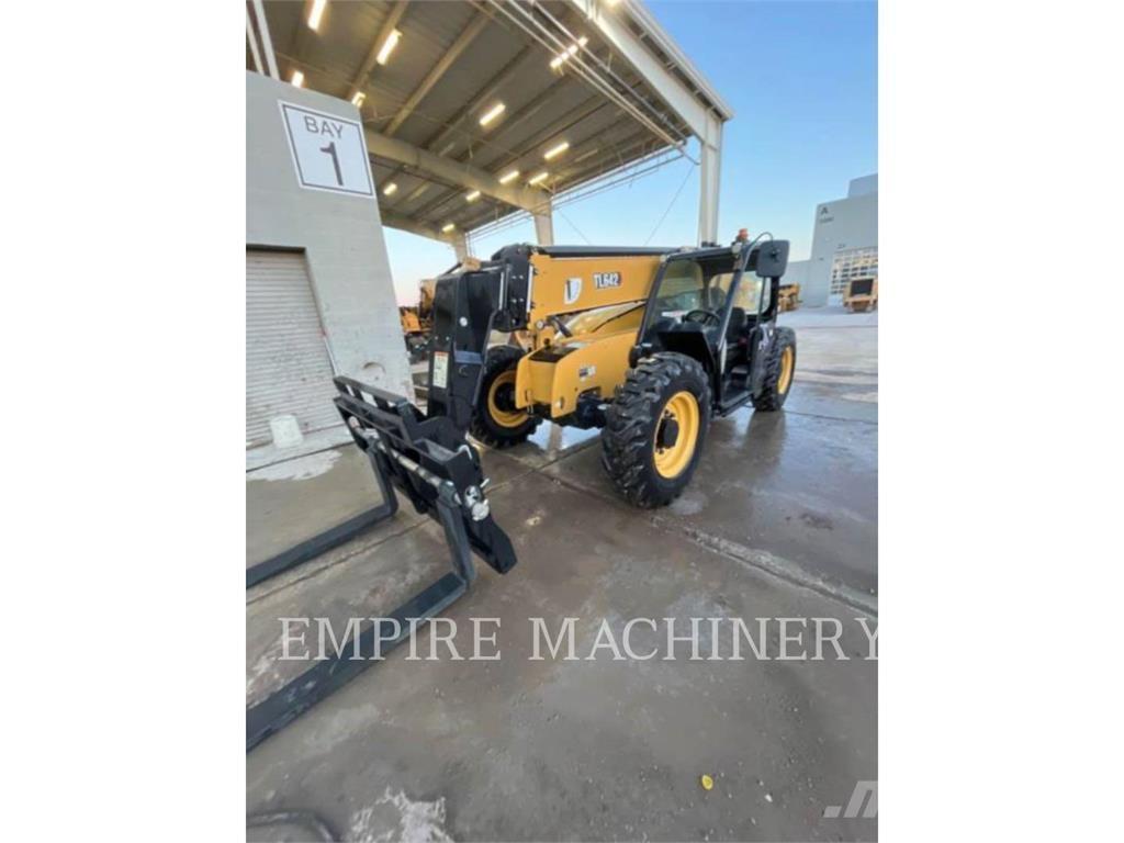 CAT TL642-05 Carretillas telescópicas