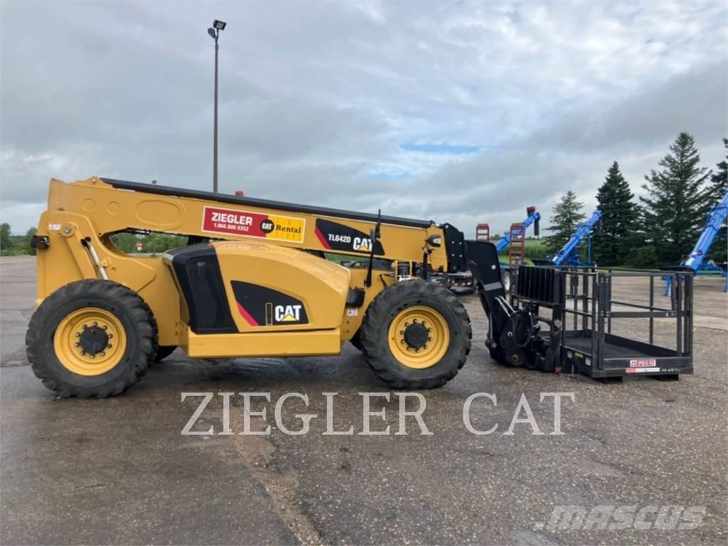 CAT TL642D Carretillas telescópicas