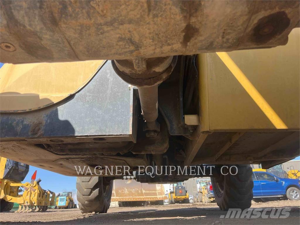 CAT TL943 Carretillas telescópicas