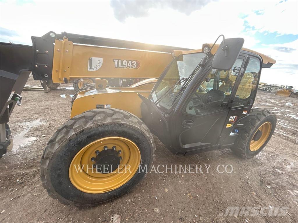 CAT TL943 CB Carretillas telescópicas