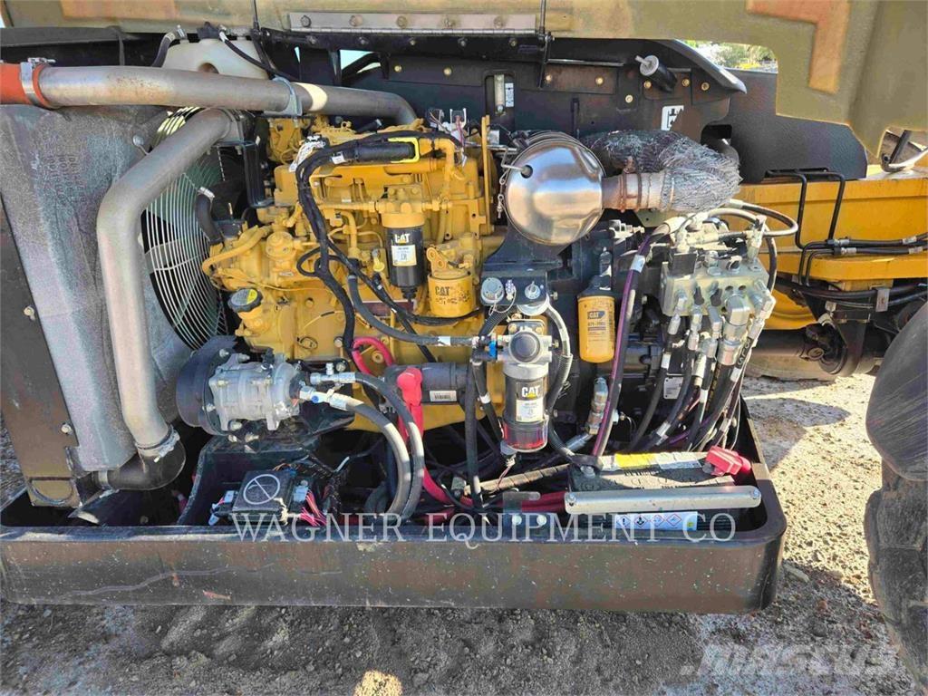 CAT TL943C Carretillas telescópicas