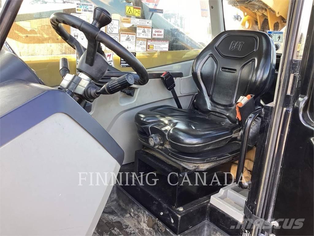 CAT TL943D Carretillas telescópicas