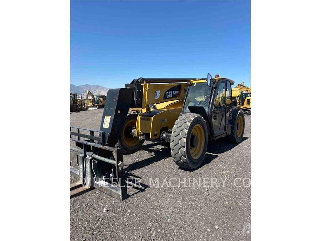 CAT TL943D CB Carretillas telescópicas