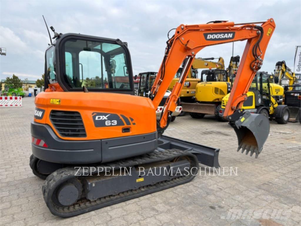 Doosan DX63-3 Excavadoras sobre orugas