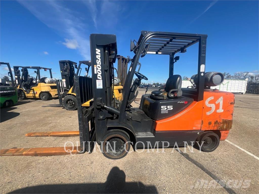 Doosan GC55C-5 Montacargas - otros