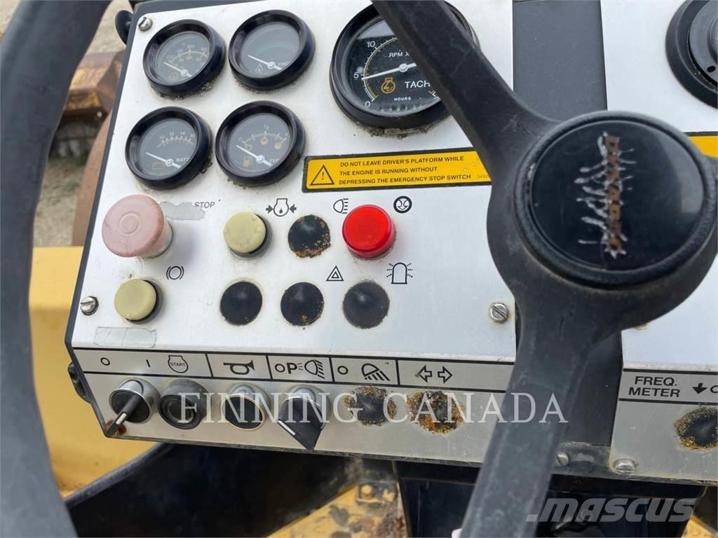 Dynapac CA251D Compactadoras de suelo