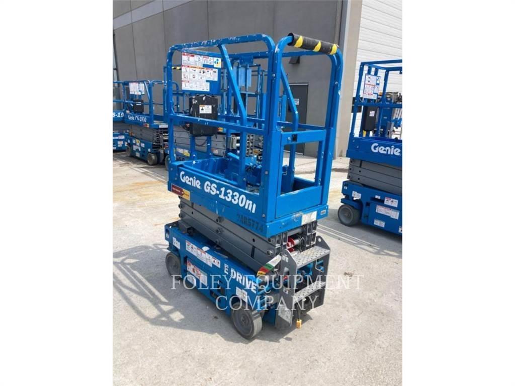 Genie GS1330 Plataformas tijera