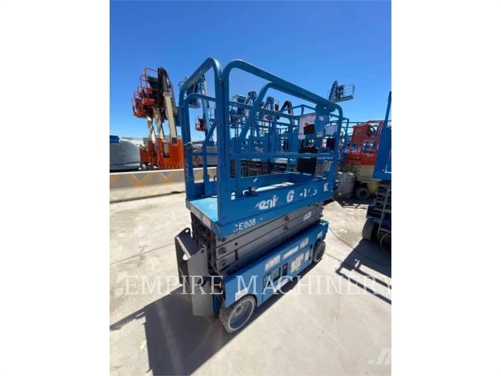 Genie GS1930 Plataformas con brazo de elevación manual