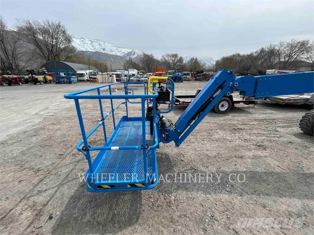 Genie S45XC Plataformas con brazo de elevación manual