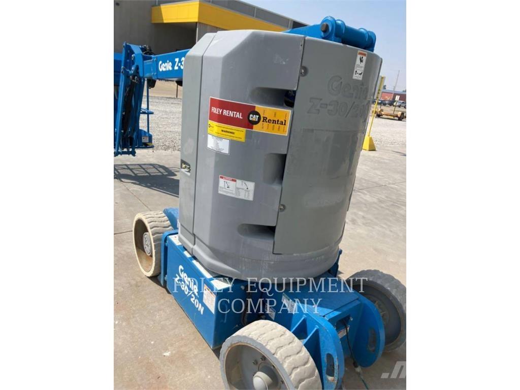 Genie Z30/20N Plataformas con brazo de elevación manual