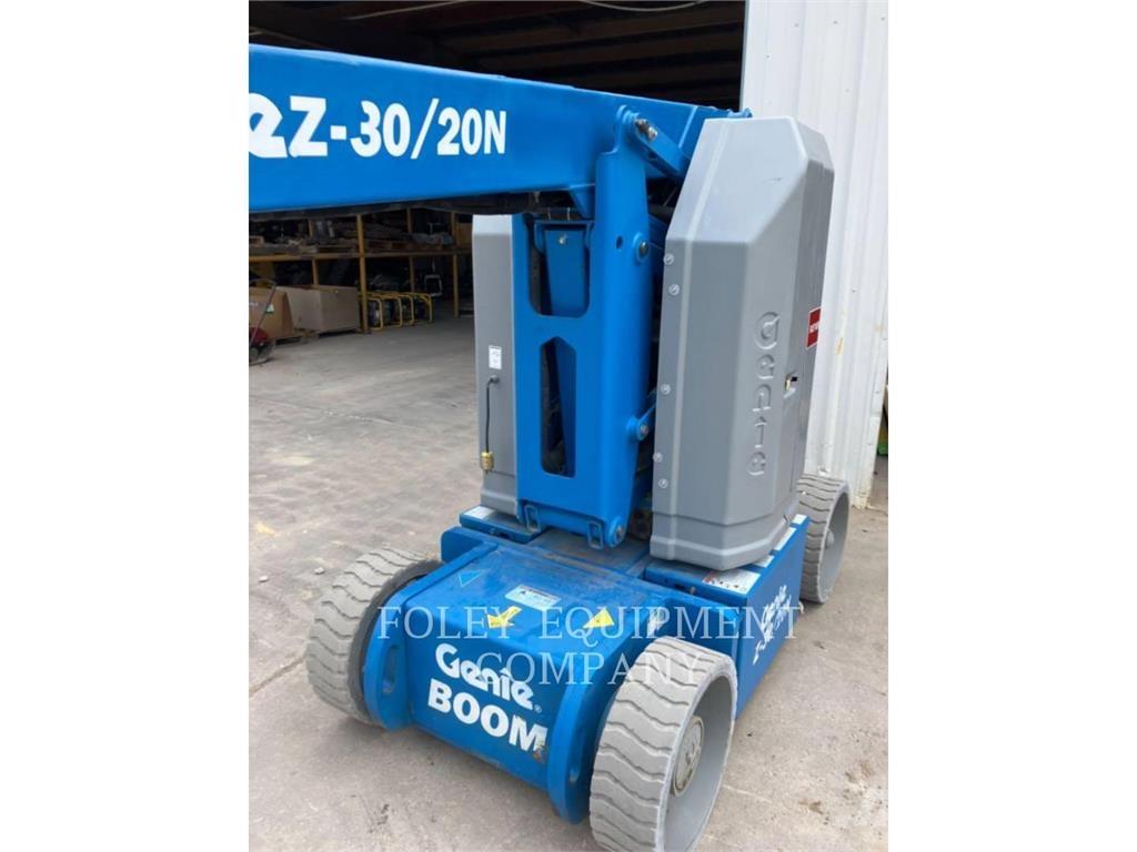 Genie Z30/20N Plataformas con brazo de elevación manual