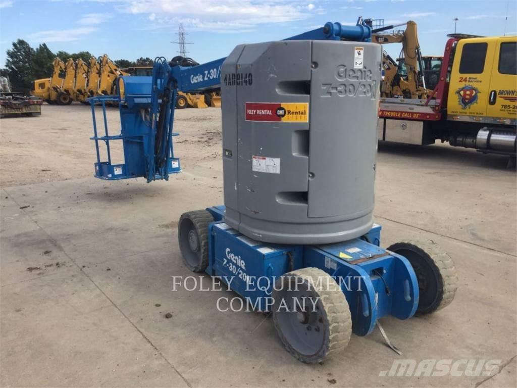 Genie Z30/20NR Plataformas con brazo de elevación manual