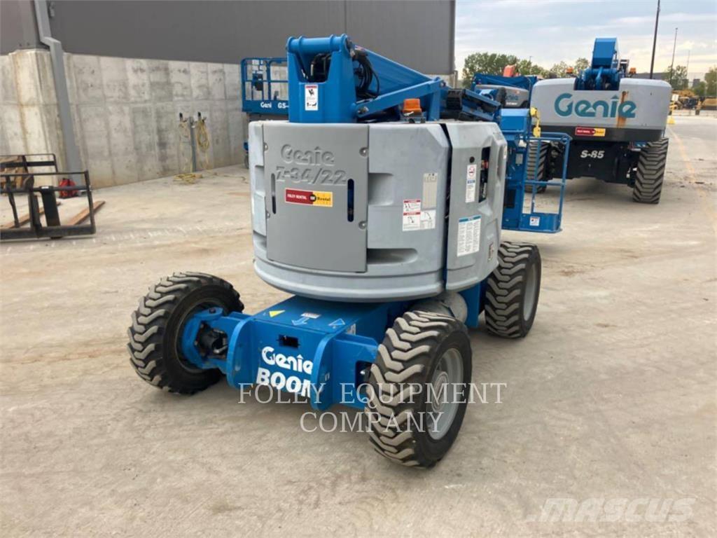 Genie Z34/22G4 Plataformas con brazo de elevación manual