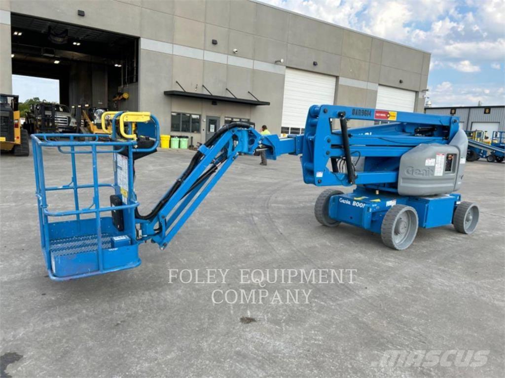 Genie Z40/23NRJ Plataformas con brazo de elevación manual