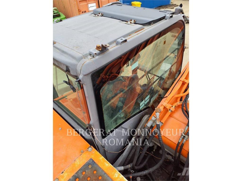 Hitachi ZX2400N-3 Excavadoras sobre orugas