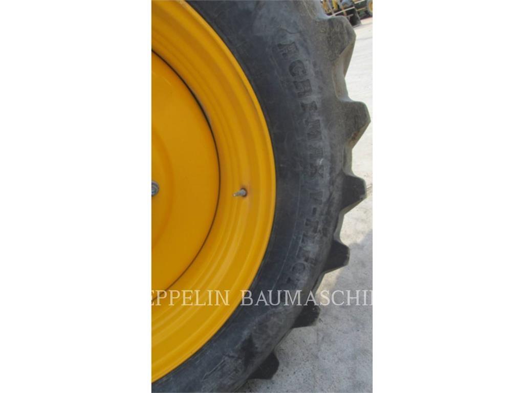 JCB 8330 Transportadoras