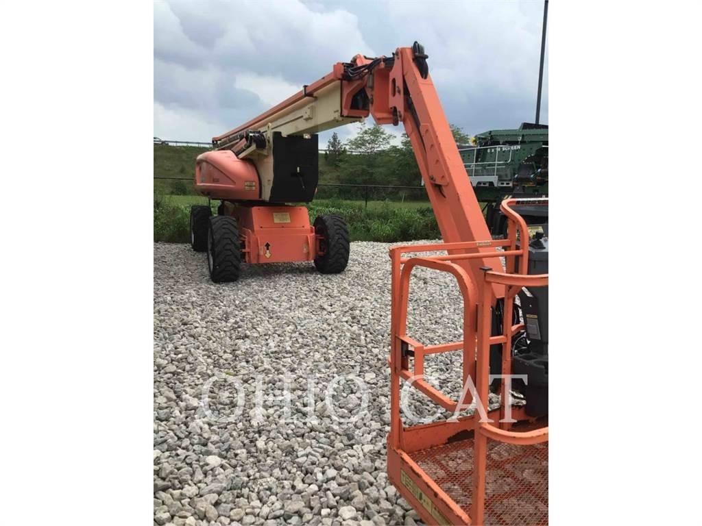 JLG 1250AJP Plataformas con brazo de elevación manual