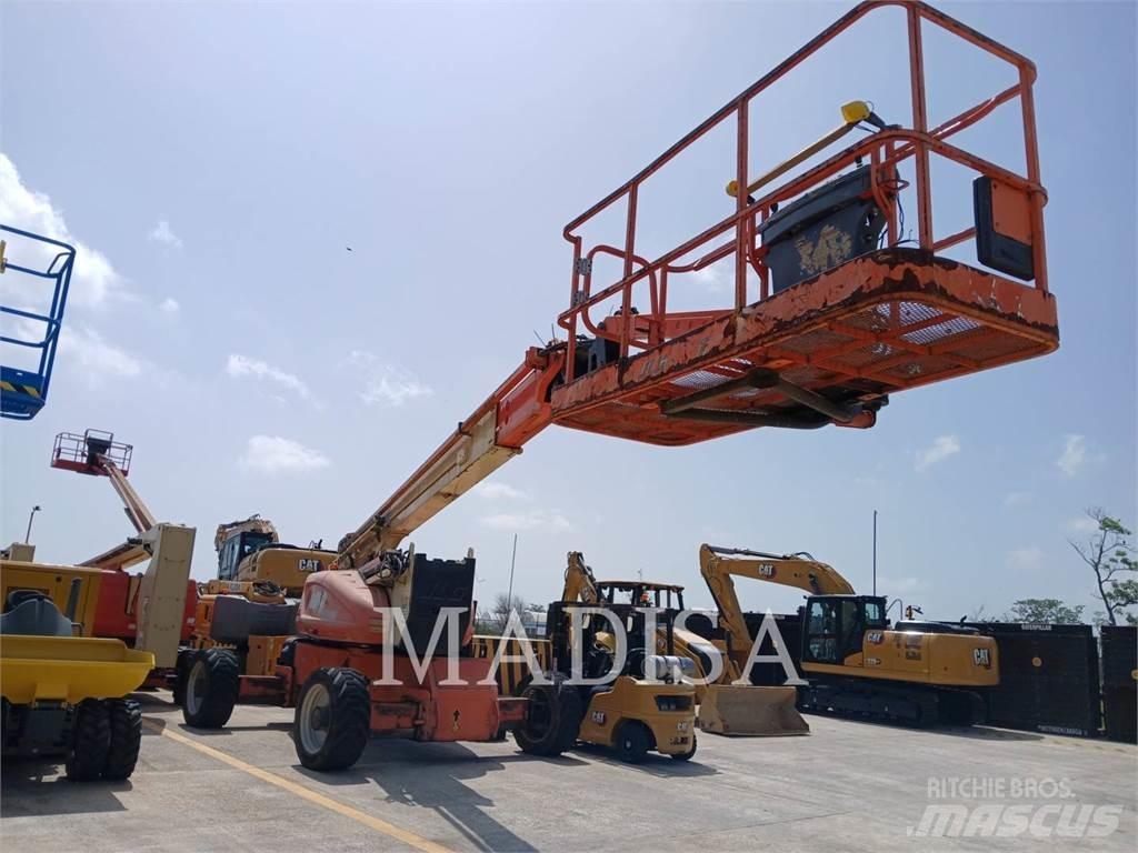 JLG 1250AJP Plataformas con brazo de elevación manual