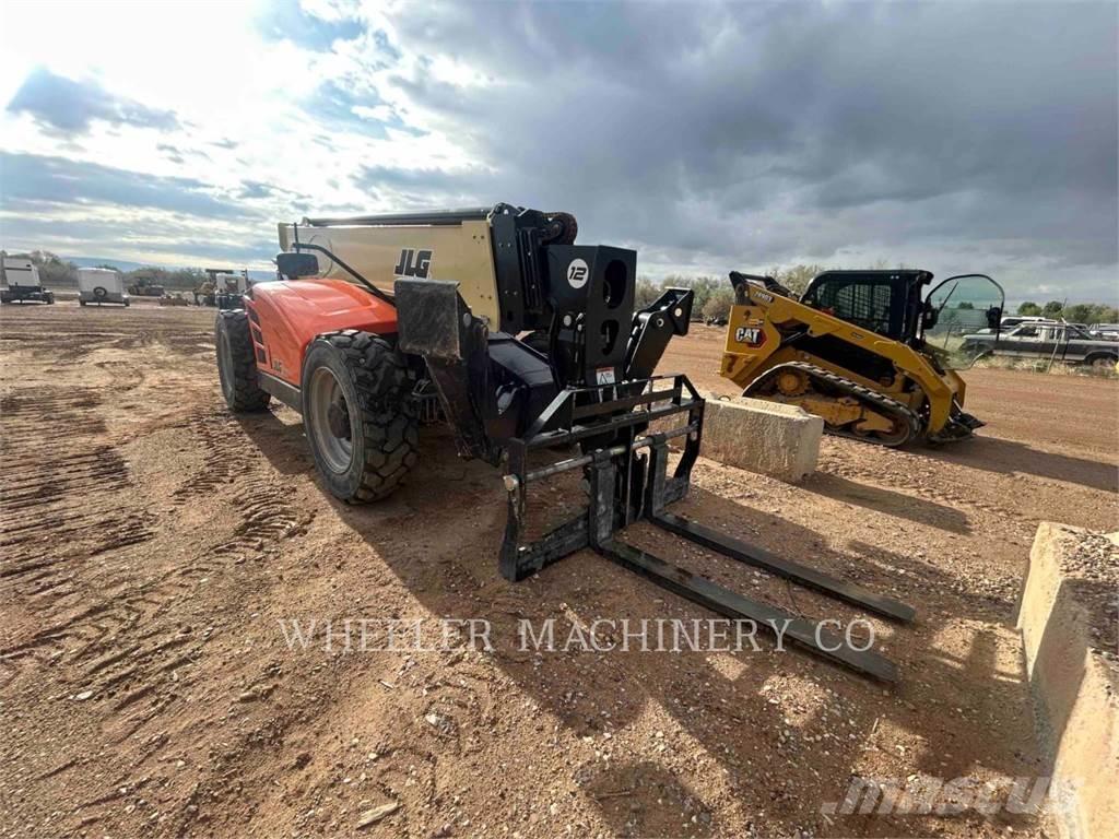 JLG 1255 Carretillas telescópicas