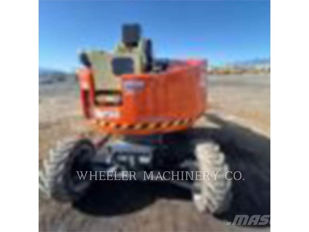 JLG 340AJ Plataformas con brazo de elevación manual