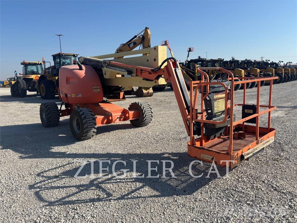 JLG 450AJ Plataformas con brazo de elevación manual