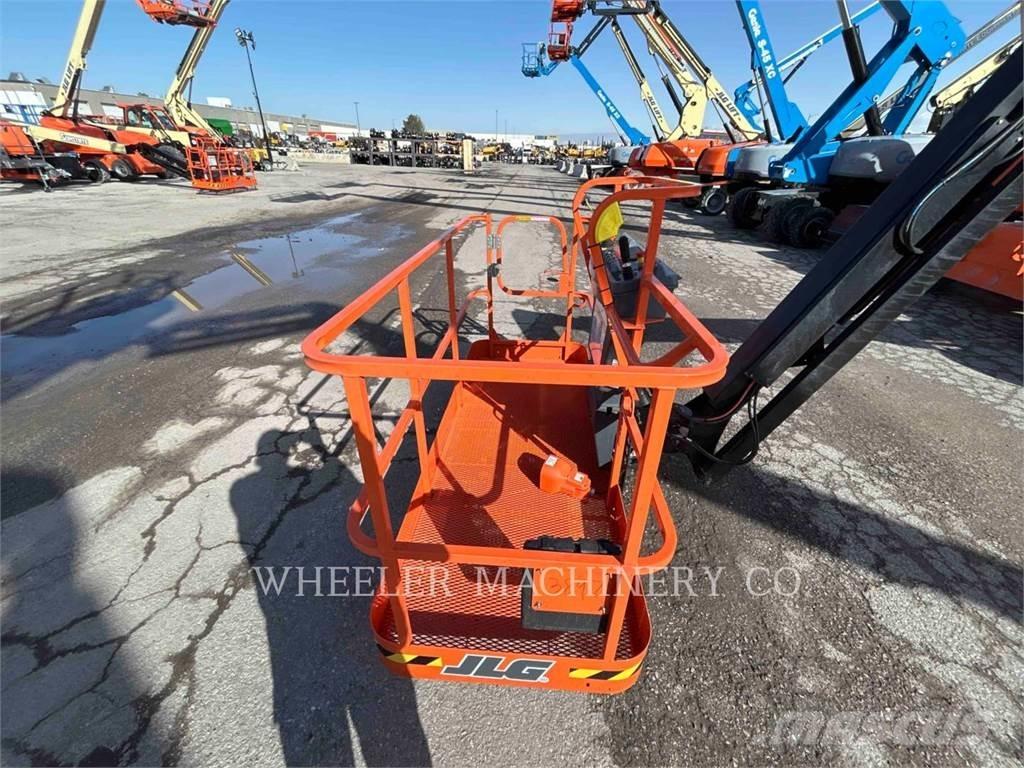 JLG 460SJ SP Plataformas con brazo de elevación manual