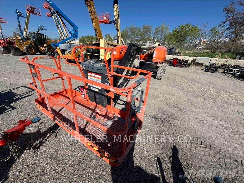 JLG 460SJ SP Plataformas con brazo de elevación manual