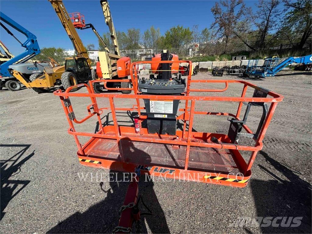 JLG 460SJ SP Plataformas con brazo de elevación manual