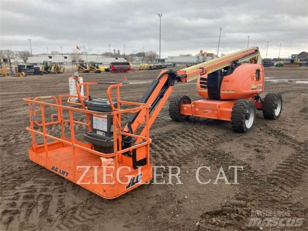 JLG 600AJ Plataformas con brazo de elevación manual