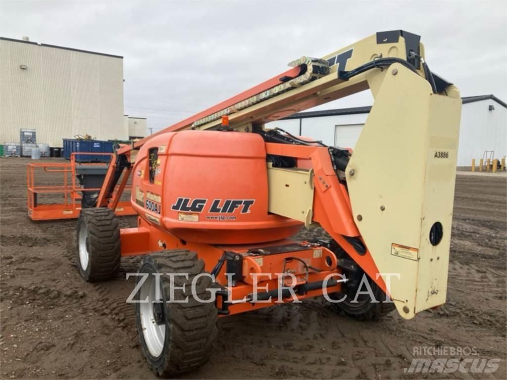 JLG 600AJ Plataformas con brazo de elevación manual