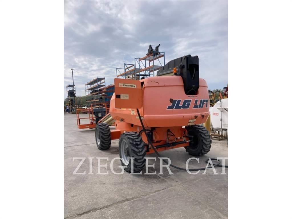 JLG 600S Plataformas con brazo de elevación manual