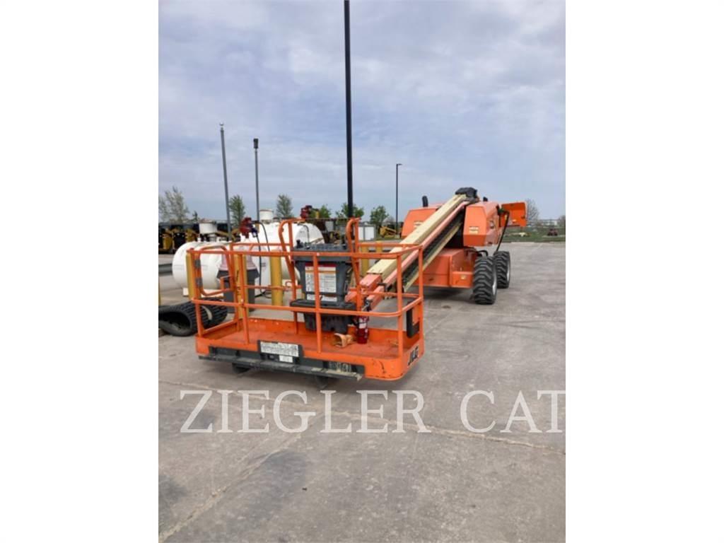 JLG 600S Plataformas con brazo de elevación manual